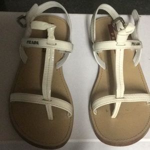White patent leather Prada sandals size30